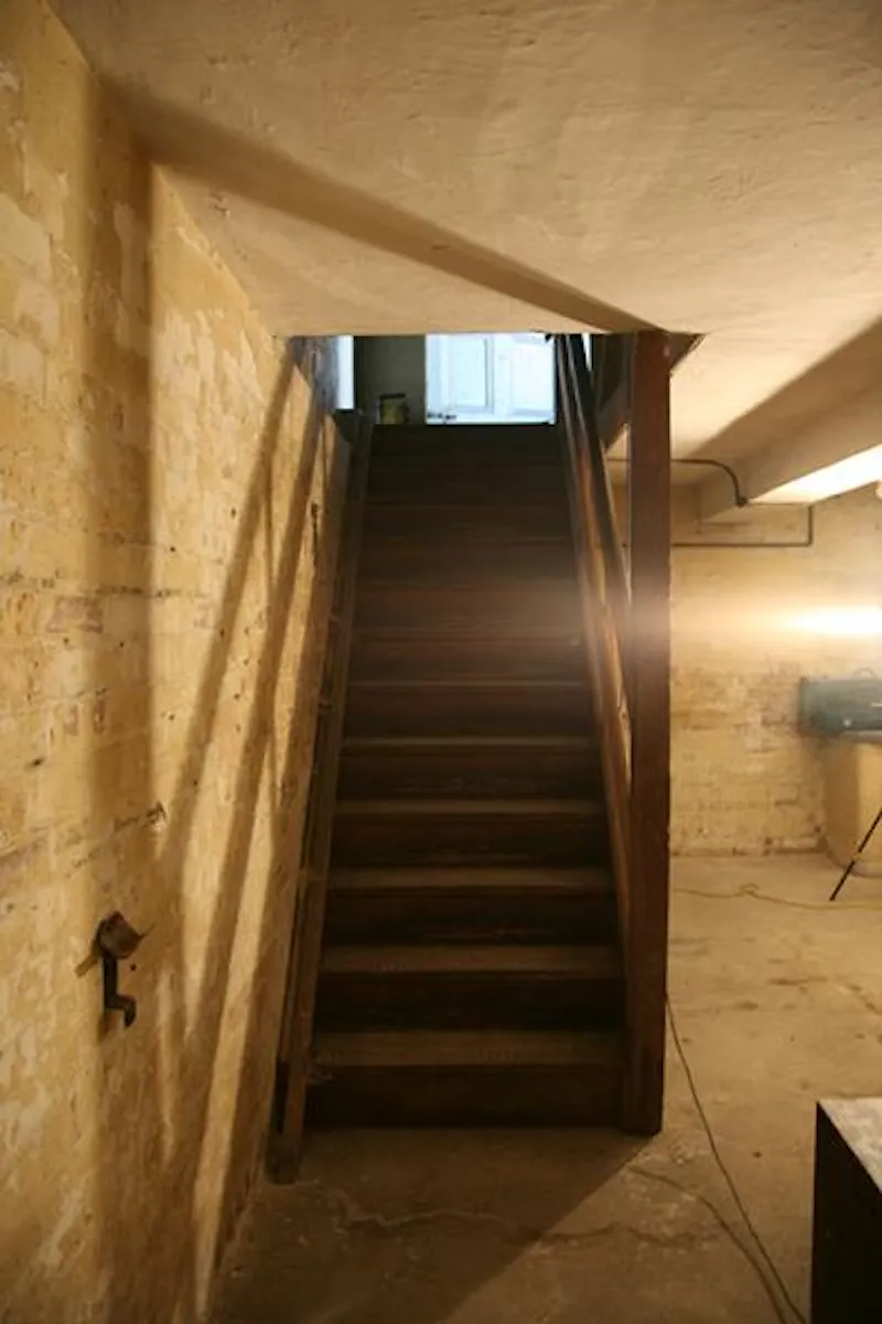 Staircase at Colchester space with shop front, N247 (photo 11)
