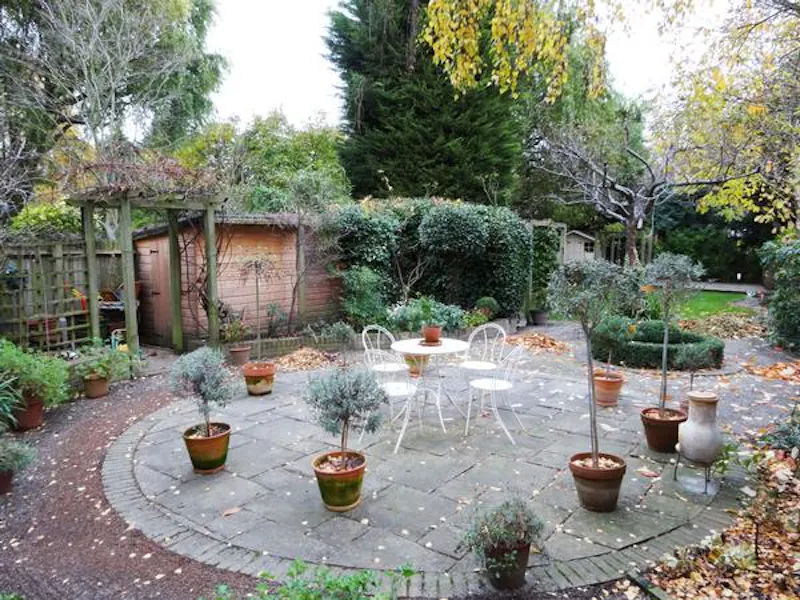 Terrace/Patio at Dulwich dalmore house, B1623 (photo 41)