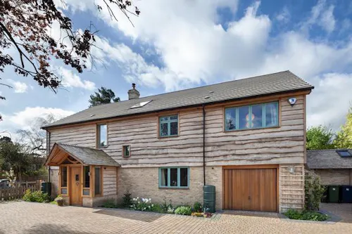 Modern country home in Cambridge, D2161