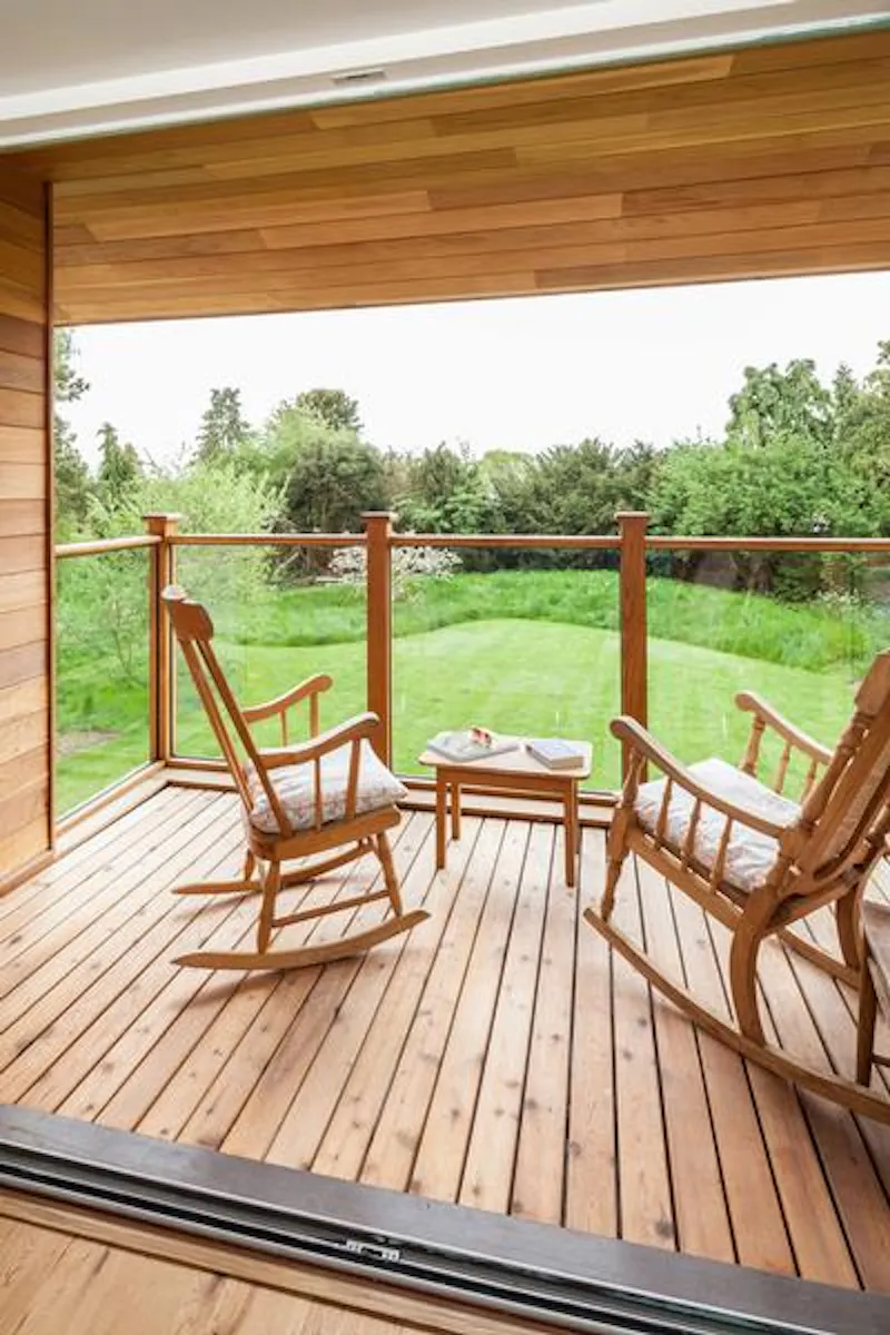 Balcony at Modern country home in Cambridge, D2161 (photo 12)