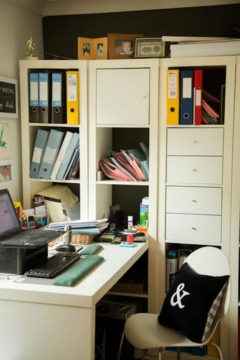 Study at Film location D2162 in Kent (photo 9)