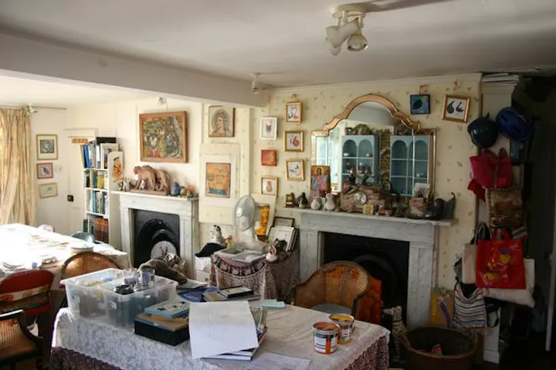 Fireplace at Eclectic Broadstairs home, A1334 (photo 11)