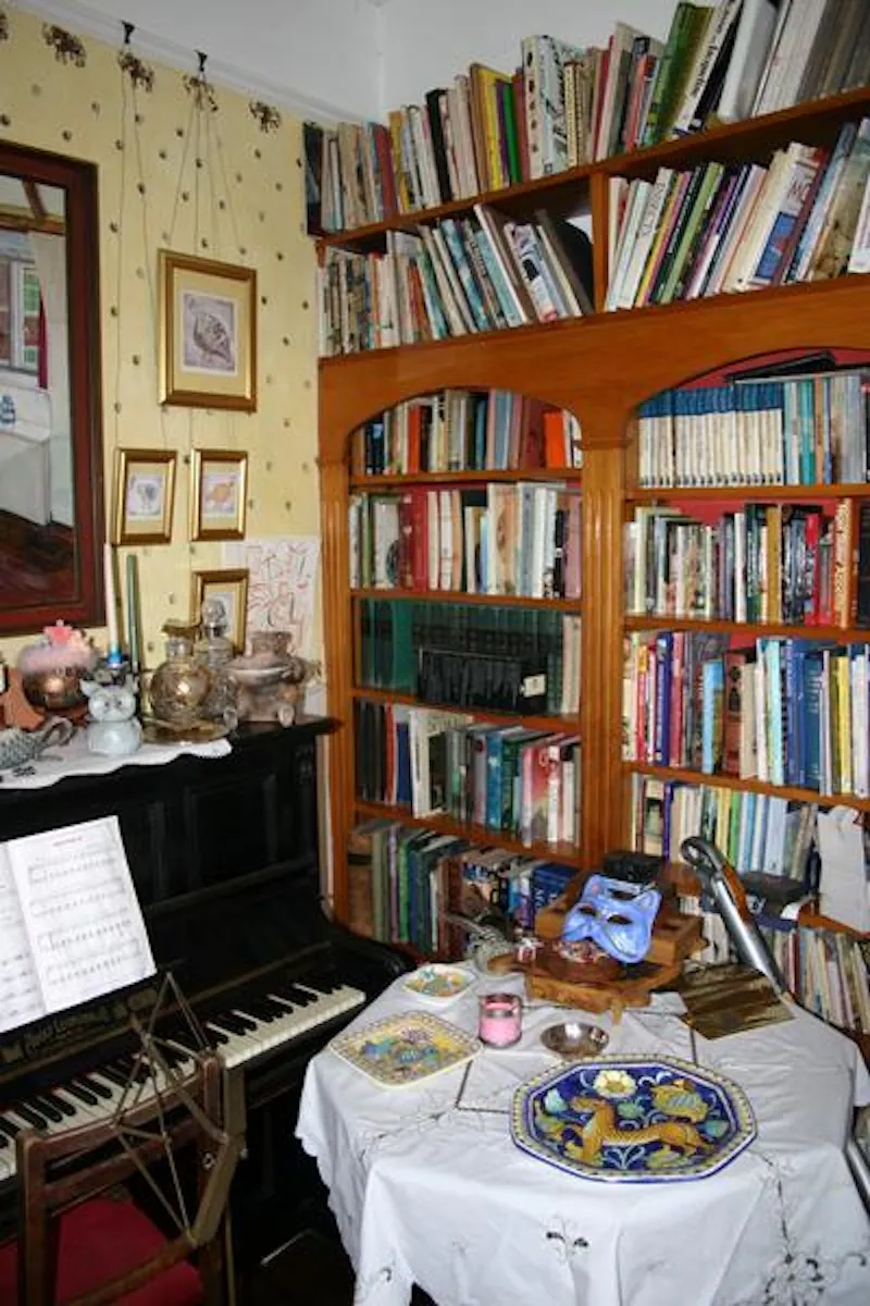 Eclectic Broadstairs home, A1334 (photo 25)