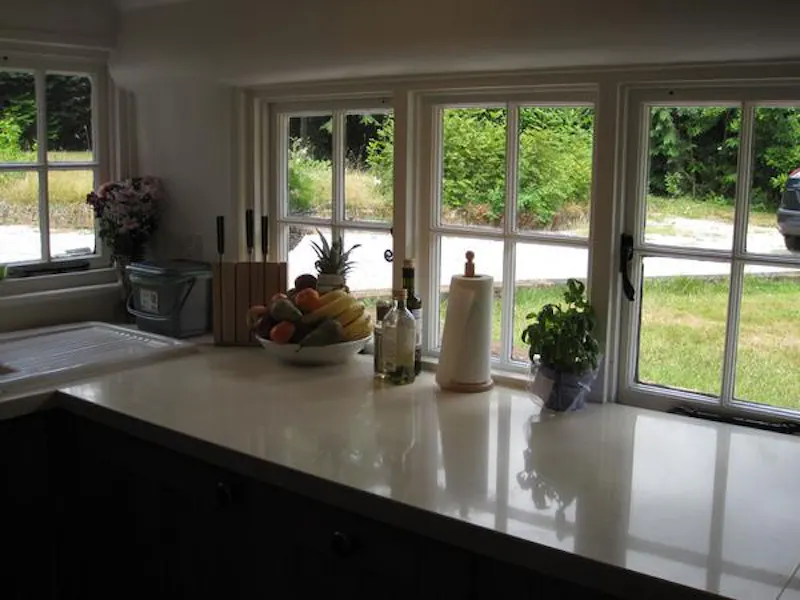 Kitchen at Film location C844 in Essex (photo 18)