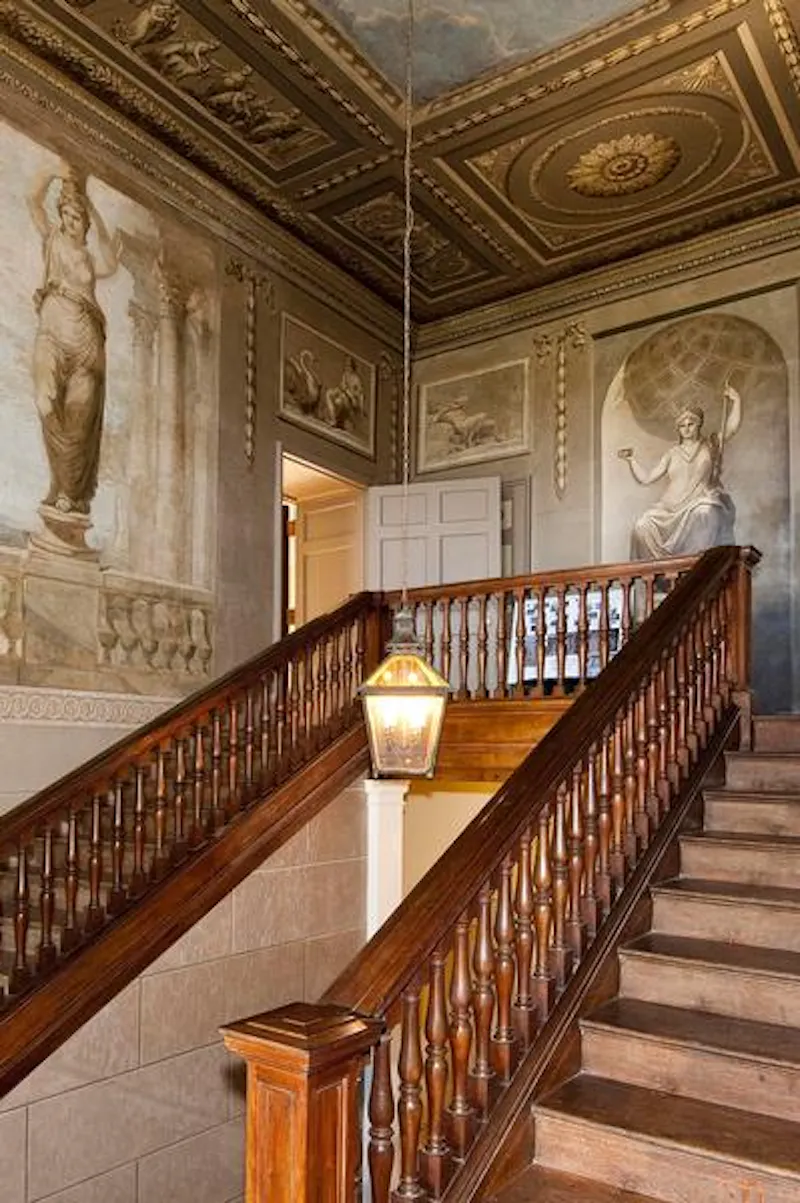 Staircase at Elegant Cornish estate, H172 (photo 5)