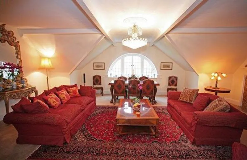 Living Room at Traditional Georgian hotel in Rye, A1001 (photo 10)