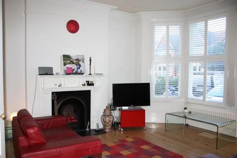 Catford family home, E391 (photo 6)