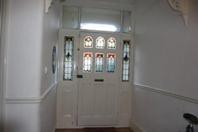 Catford family home, E391 (photo 9)