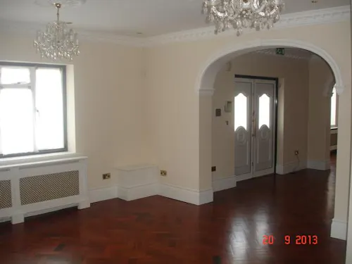 Vacant Hillingdon House, D2167