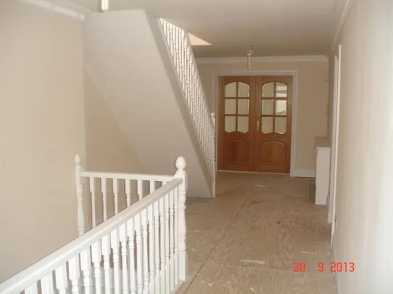 Vacant Hillingdon House, D2167 (photo 11)