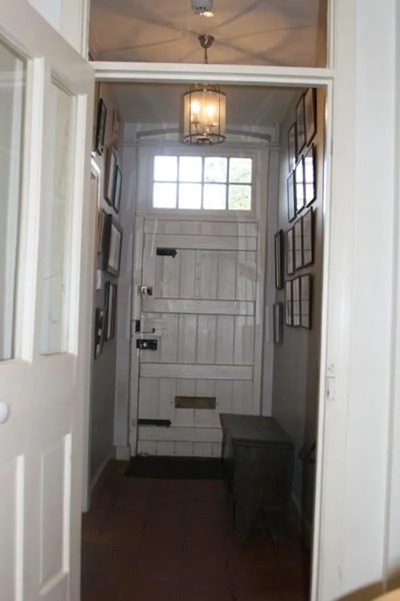 Charming Towcester rectory, A1335 (photo 2)