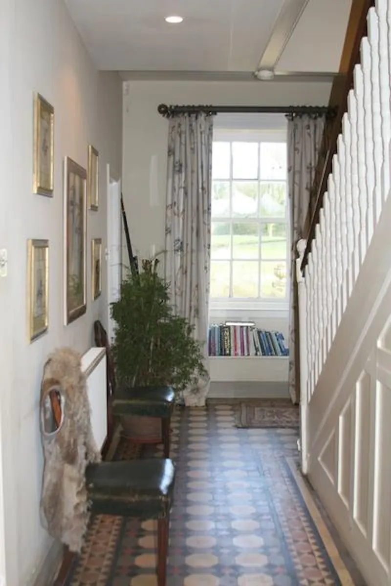 Entrance hall at Charming Towcester rectory, A1335 (photo 3)