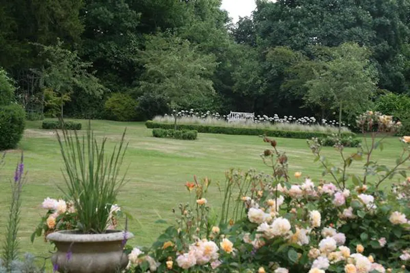Garden - formal at Charming Towcester rectory, A1335 (photo 36)