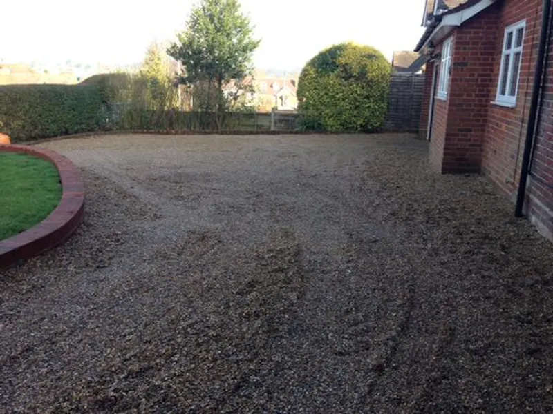 Driveway at Film location D2169 in Hertfordshire (photo 28)