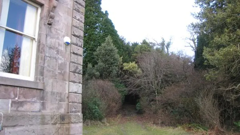 Stunning Kilcreggan stone house, B1630 (photo 41)