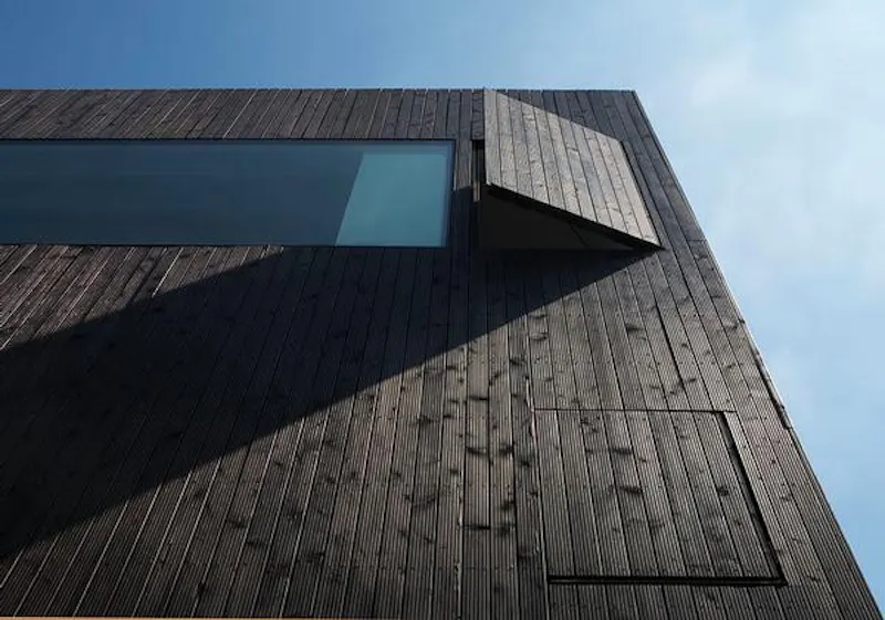 Haggerston modern black box , K382 (photo 44)