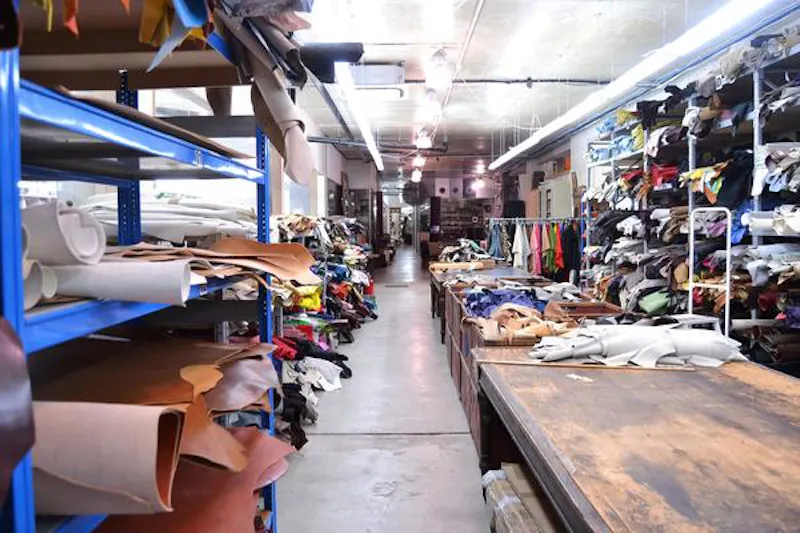 Whitechapel factory and shop, Q93 (photo 1)