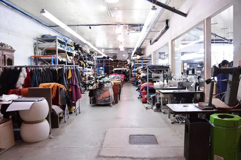 Whitechapel factory and shop, Q93 (photo 18)