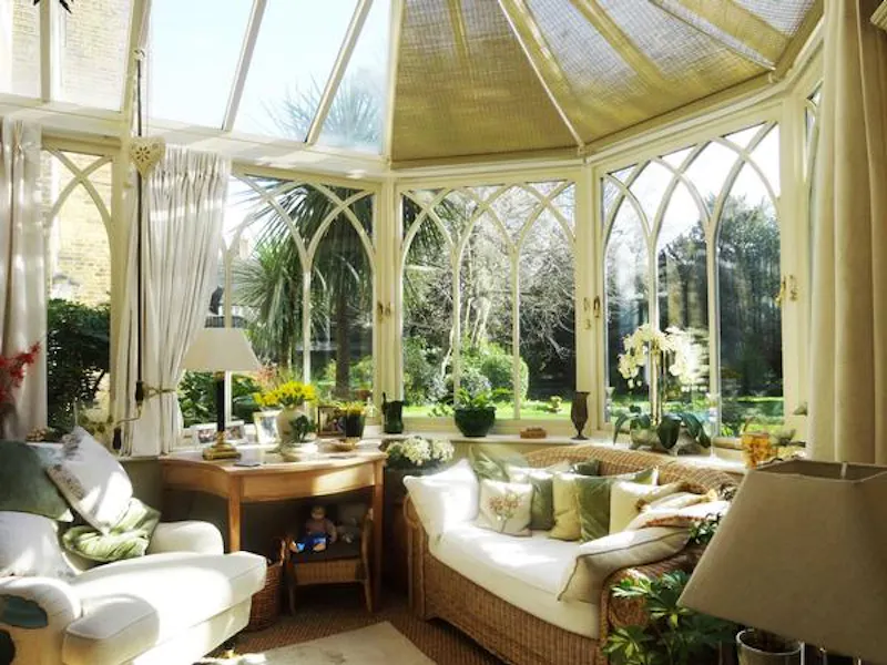 Glass at Traditional Wimbledon apartment, F1044 (photo 14)