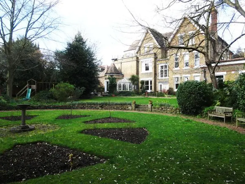 Traditional Wimbledon apartment, F1044 (photo 38)
