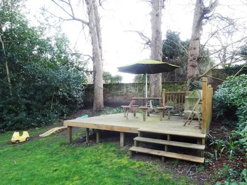 Terrace/Patio at Traditional Wimbledon apartment, F1044 (photo 50)