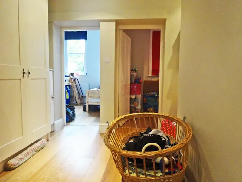 Entrance hall at Colourful Wimbledon apartment, F1045 (photo 8)
