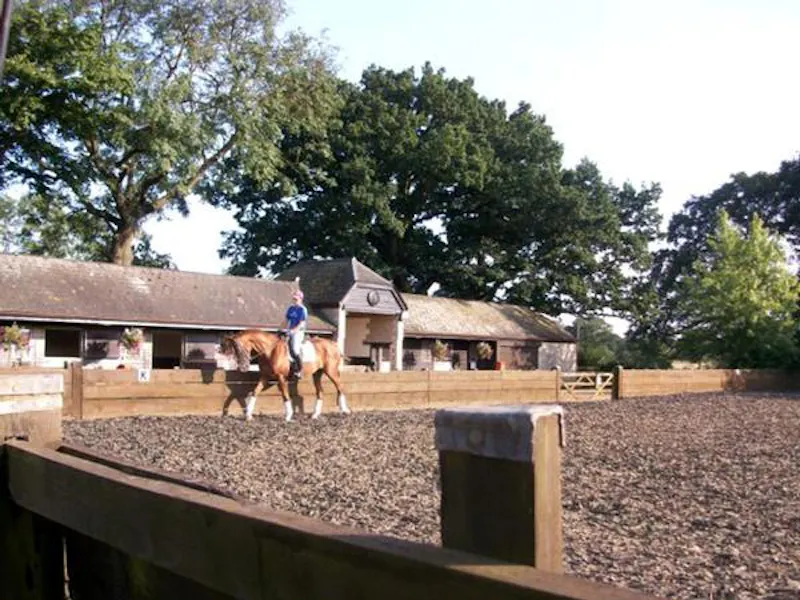 Stable / Outbuildings at Film location L647 in Northamptonshire (photo 7)
