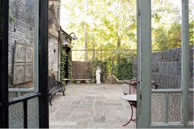 Eclectic Stoke Newington house, B1516 (photo 25)