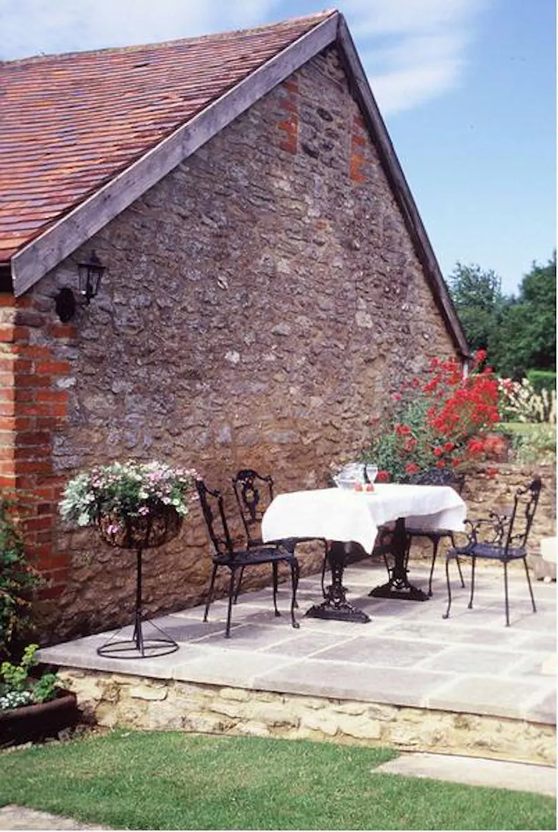 Terrace/Patio at Manor House in Bicester, A1000 (photo 20)