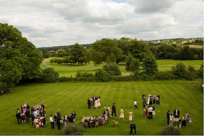 Garden at Croydon palace and venue, G276 (photo 20)