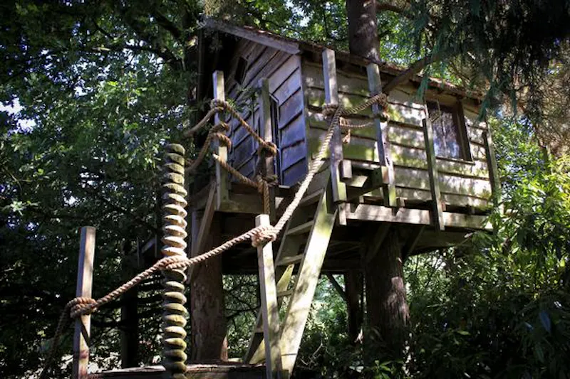Treehouse at West Sussex medieval manor, H170 (photo 36)