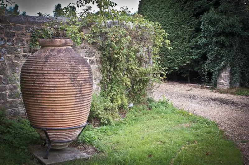 West Sussex medieval manor, H170 (photo 40)