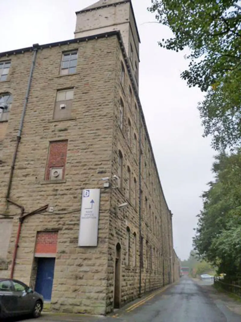 Large factory space near Burnley, N241 (photo 28)