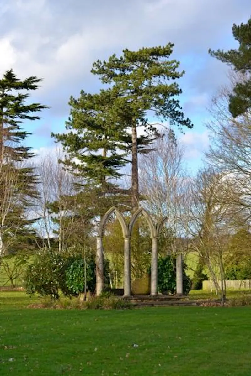 Countryside at Film location D2172 in Buckinghamshire (photo 33)