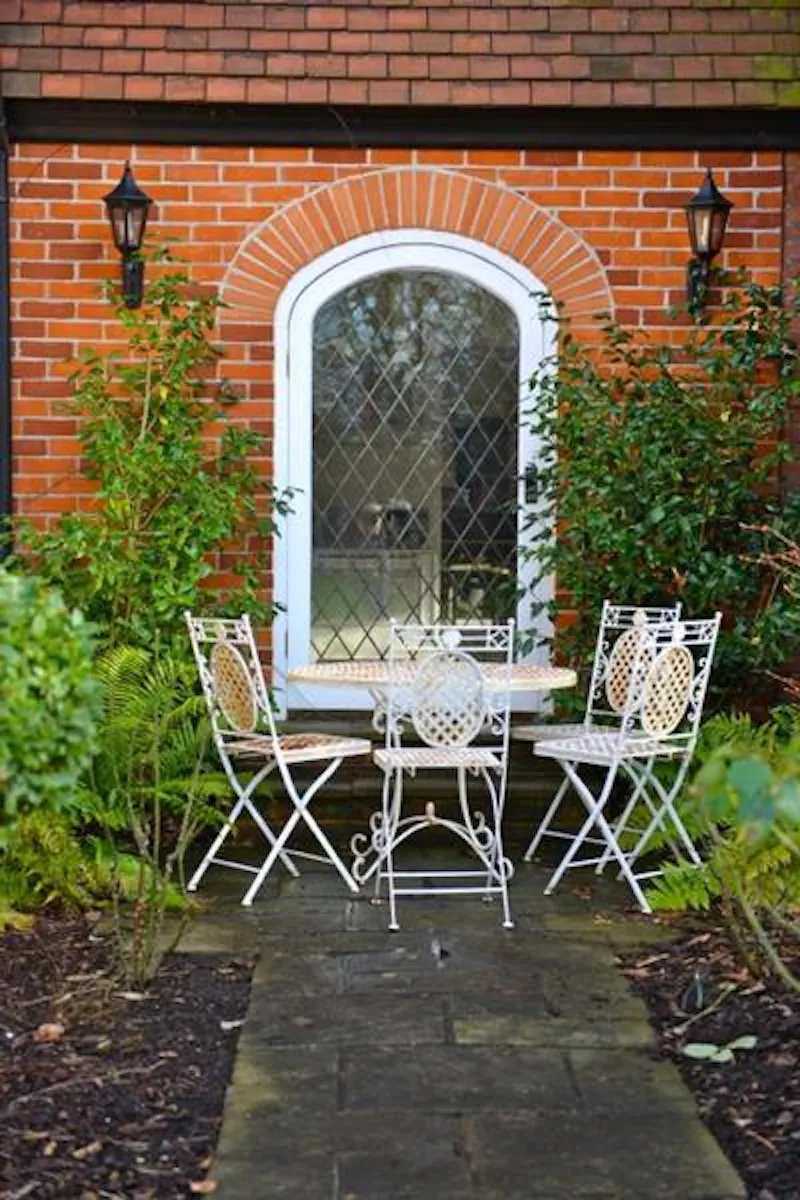 Film location D2172 in Buckinghamshire (photo 35)