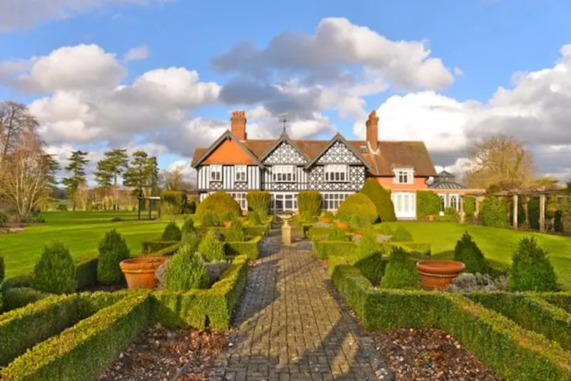 Film location D2172 in Buckinghamshire (photo 38)