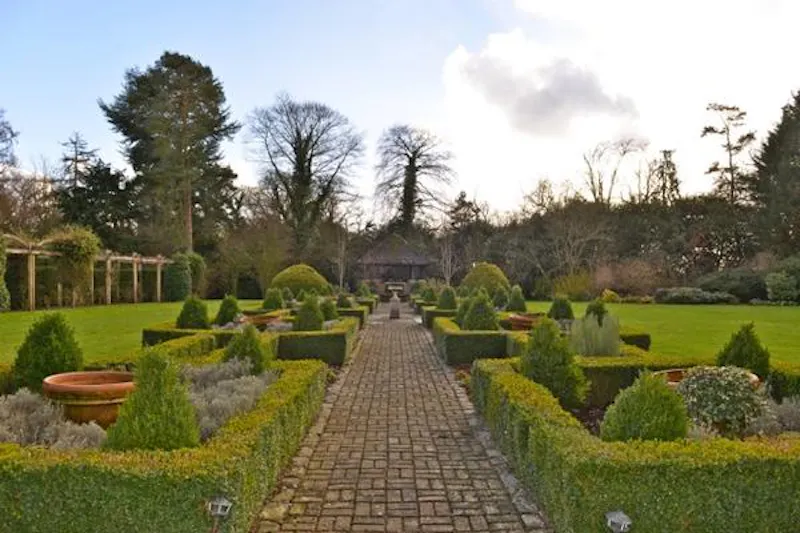 Film location D2172 in Buckinghamshire (photo 41)