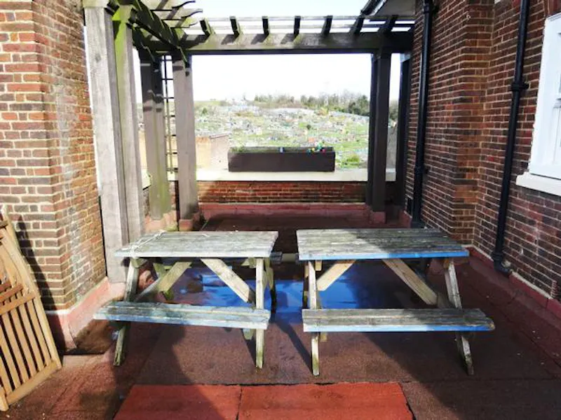 Roof terrace at Peckham panelled pub with stage, R781 (photo 46)