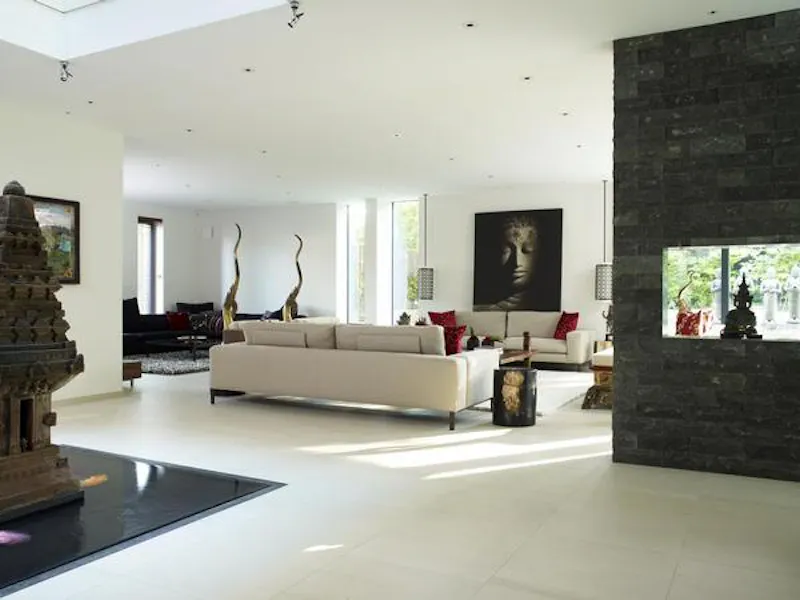 Glamorous Northwood house, K385 (photo 6)