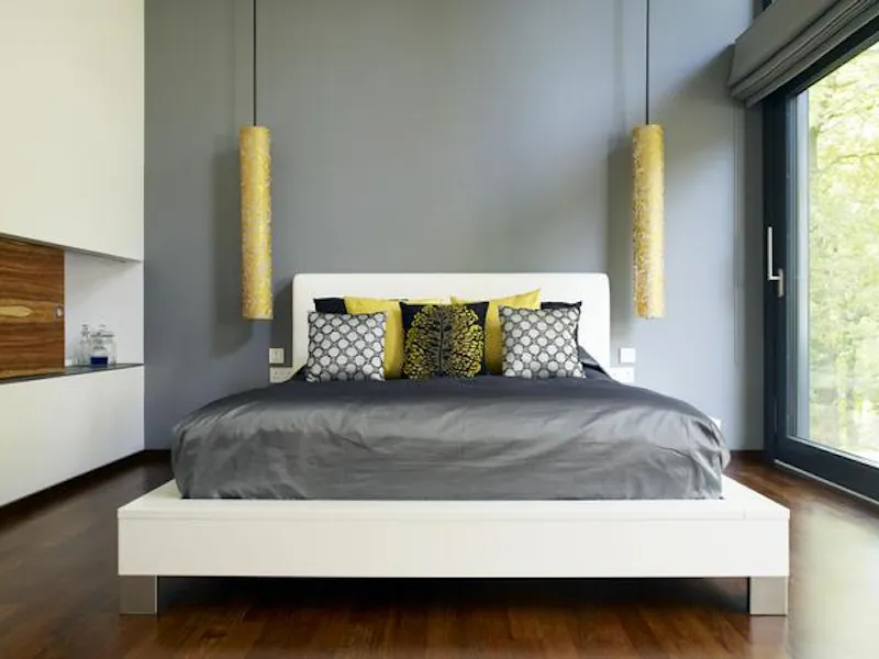 Bedroom at Glamorous Northwood house, K385 (photo 24)