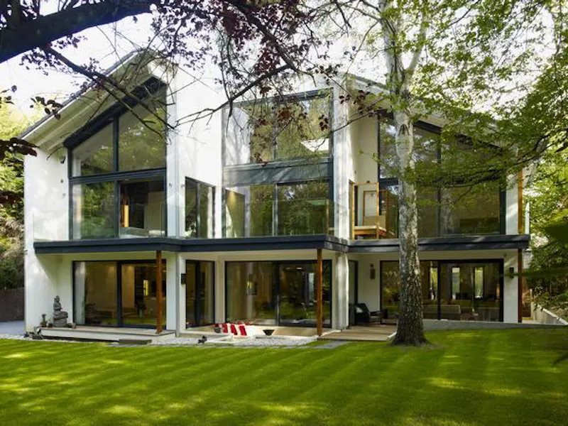 Glass at Glamorous Northwood house, K385 (photo 29)