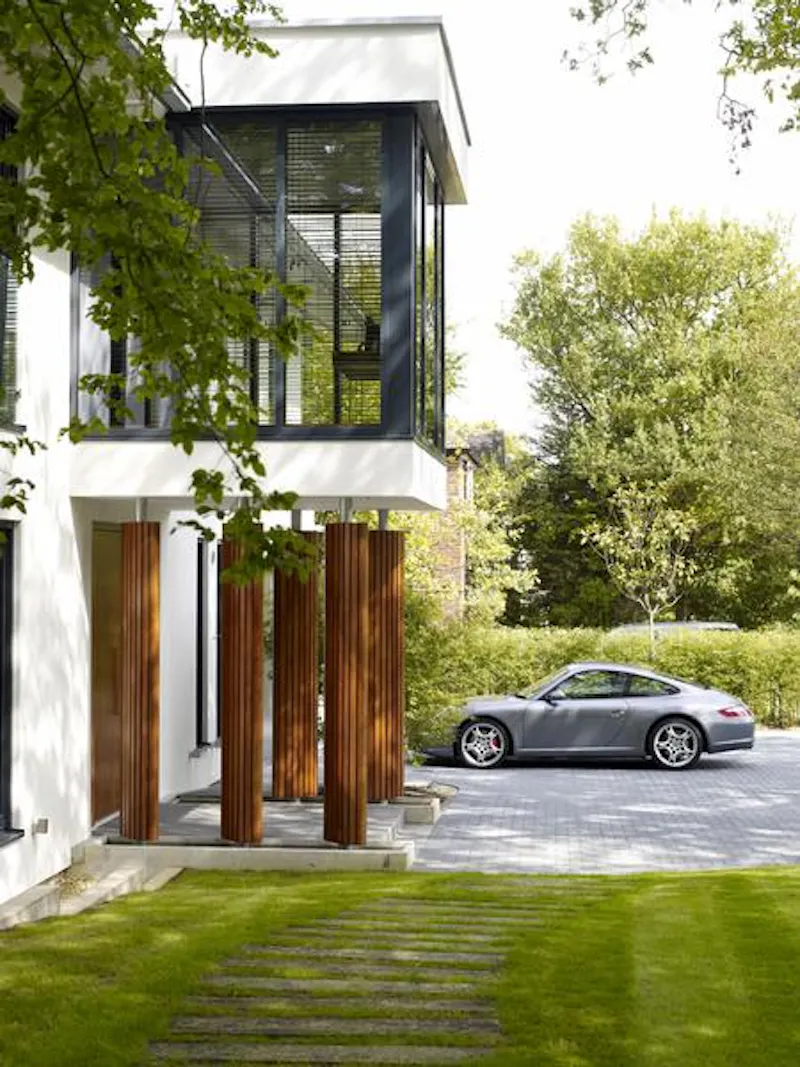 Glamorous Northwood house, K385 (photo 40)