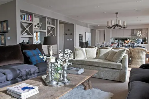 Luxury Cotswold lakeside lodge, K386