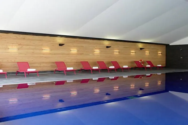 Swimming pool - indoor at Luxury Cotswold lakeside lodge, K386 (photo 15)