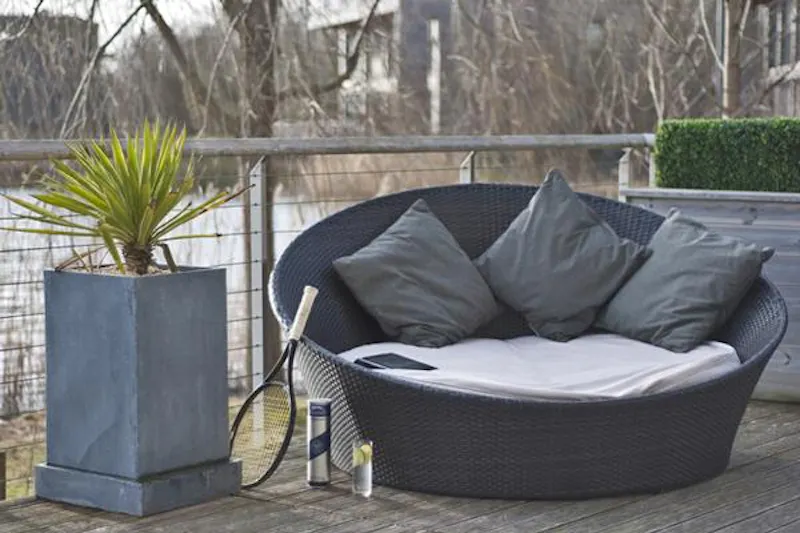 Luxury Cotswold lakeside lodge, K386 (photo 17)