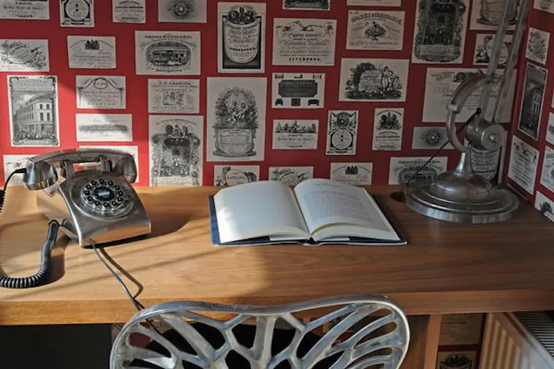 Study at Georgian Manor house in Stroud, A1339 (photo 13)
