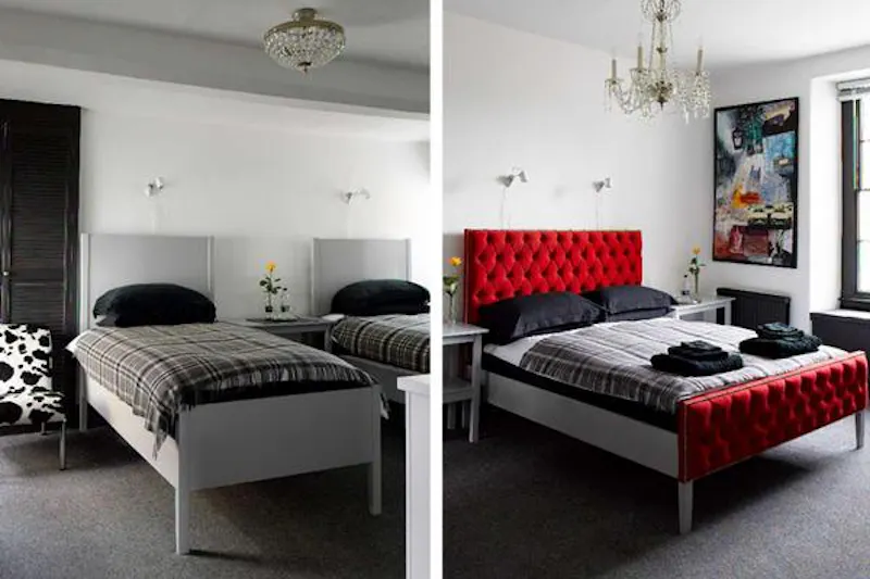 Black, white & red Tetbury house, A1340 (photo 8)