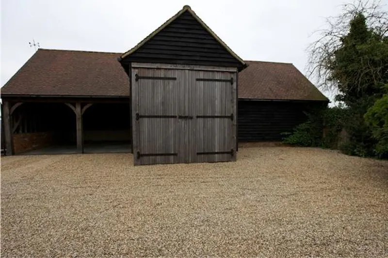 Stable / Outbuildings at Film location C849 in Essex (photo 22)