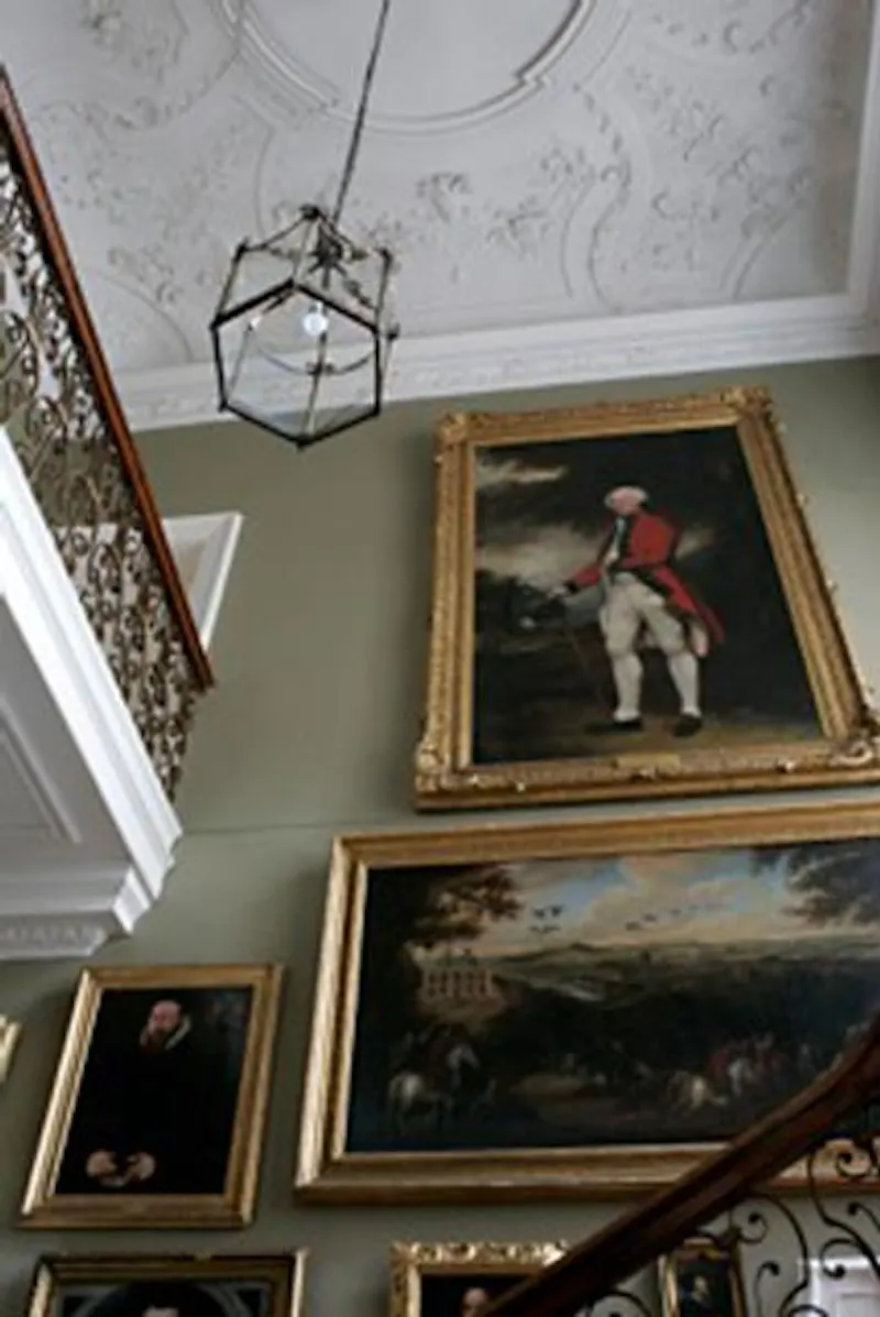 Entrance hall at Chester-le-Street opulent manor, A1342 (photo 14)