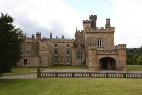 19th century vacant Durham castle, G281